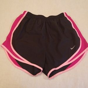 Nike womens short set.
